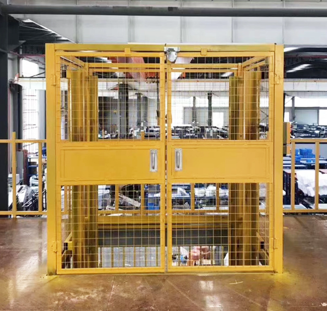 靖安智能导轨式升降机亮相